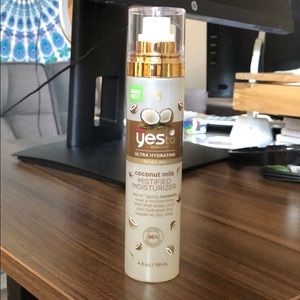Yes To Coconut Milk Mistified Moisturizer